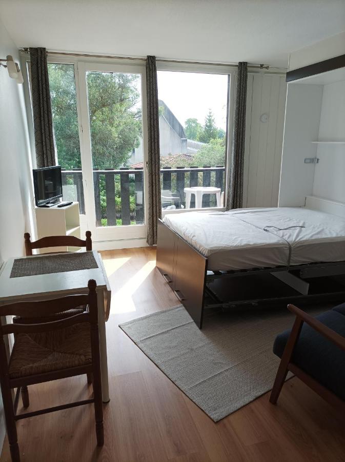 Ferienwohnung Studio Tout Confort Au Bord Du Lac D'Estey Dax Exterior foto